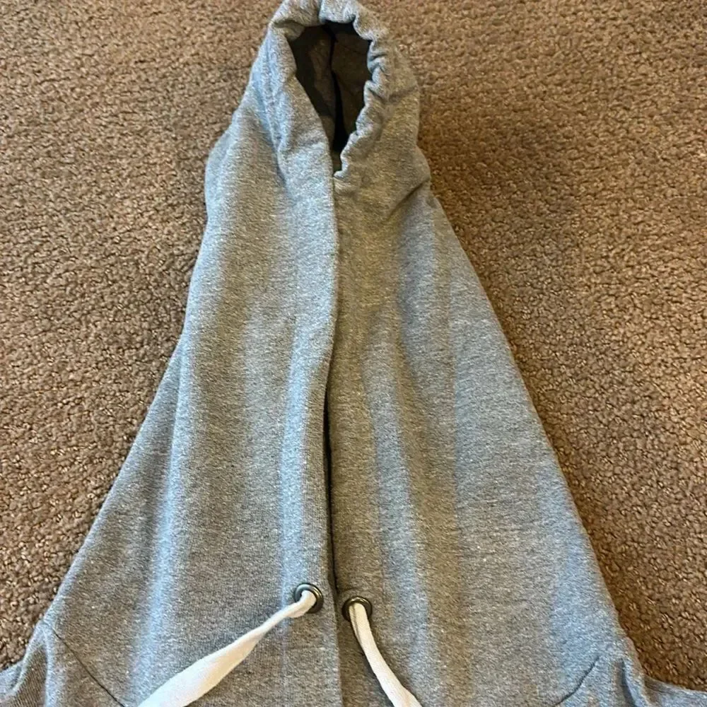 Chrldr Women’s Grey Hooded Sweatshirt with Love Skull Graphic - Size L